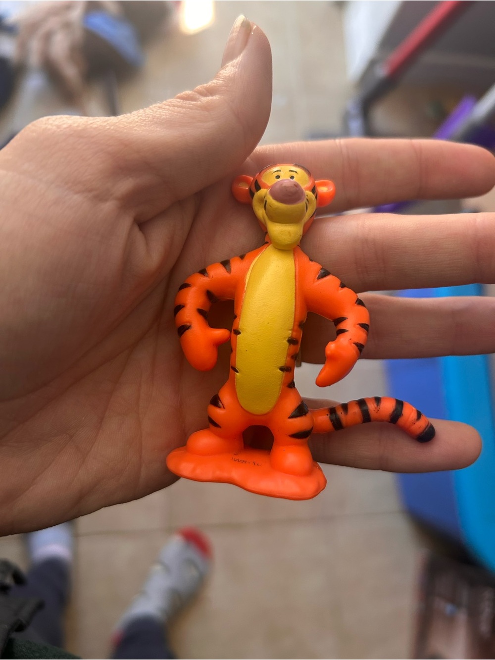 Winnie the pooh tigger figure